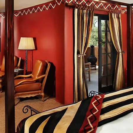 Hotel & At Loretto