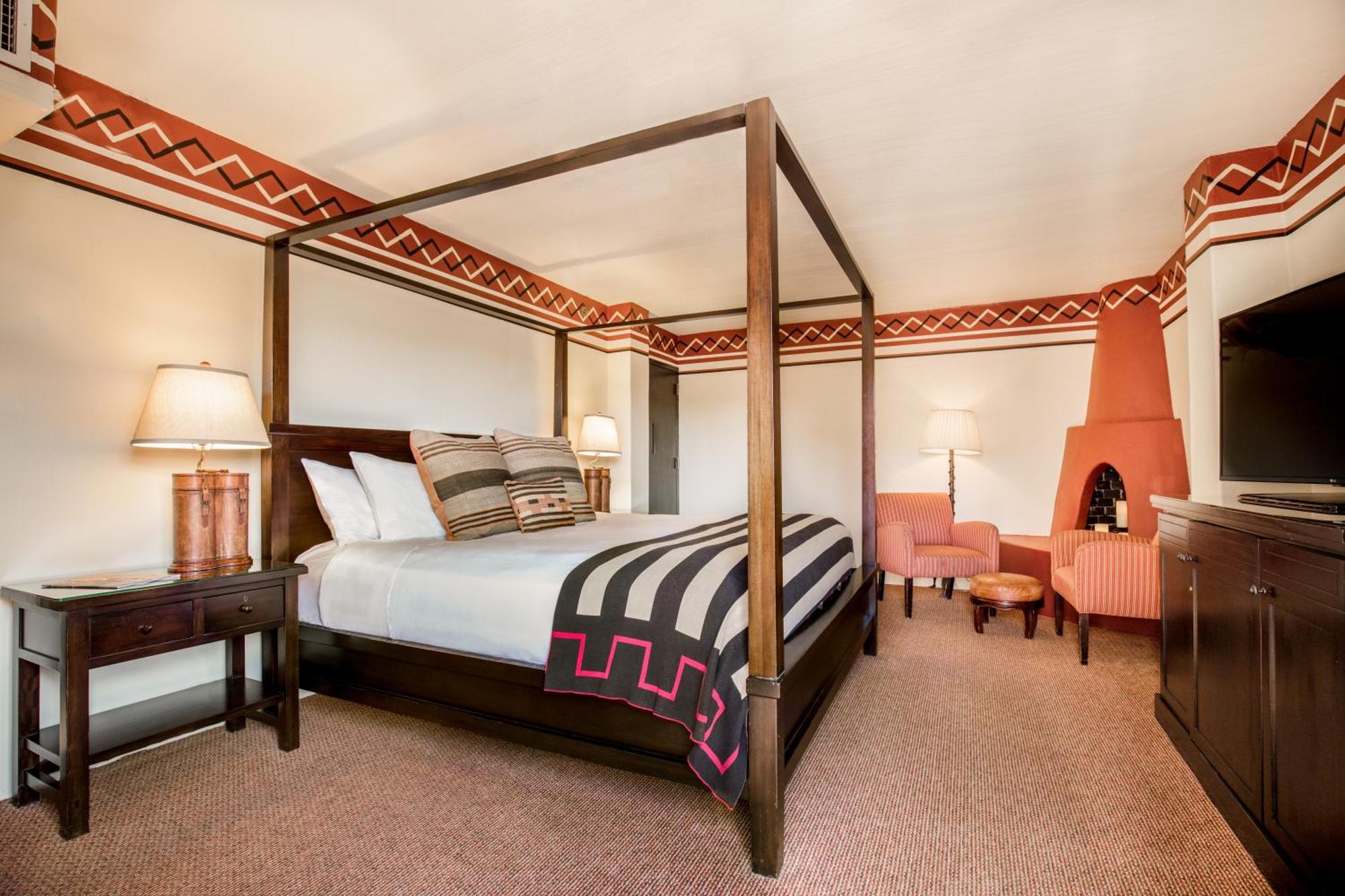 Hotel & At Loretto 4*